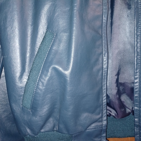 Very Rare Members Only 30th Anniversary Ford Thunderbird Edition - Picture 4 of 16